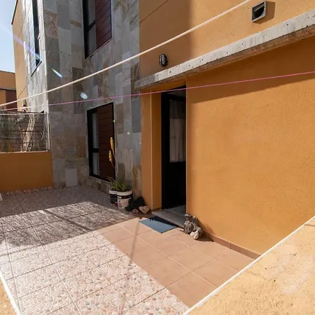 Guest house Alisea Costa De Antigua